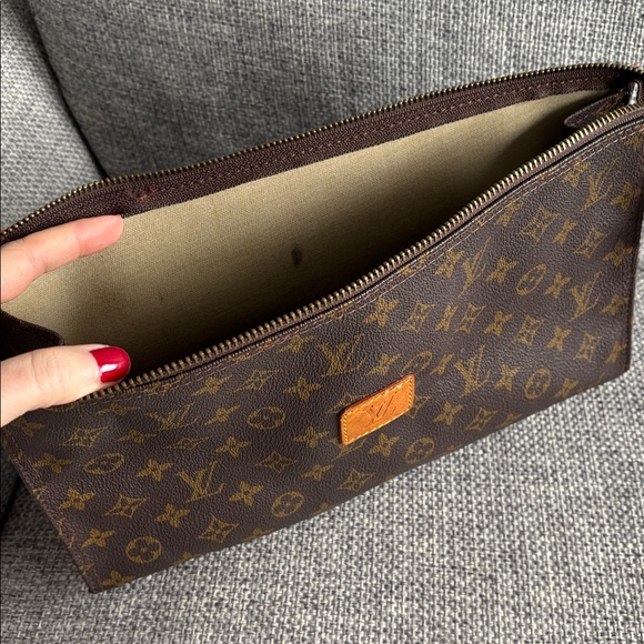 Louis Vuitton Dark Brown Monogram Toiletry Bag - Picture 5 of 5